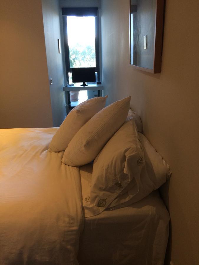 Marina View Apartment On The Maribyrnong River, Melbourne المظهر الخارجي الصورة