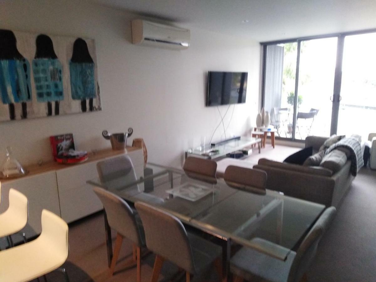 Marina View Apartment On The Maribyrnong River, Melbourne المظهر الخارجي الصورة